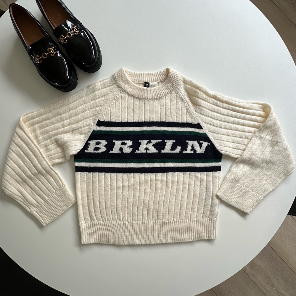 XXS Divided sweater